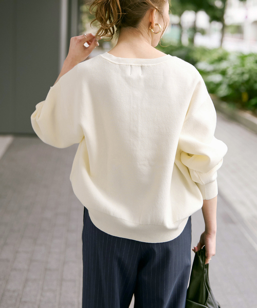 Spick & Span(スピックアンドスパン)の「《新色有り / 追加》メタルボタンヘンリーネックニット(ニット/セーター・レディース・ネイビー/ベージュ/ホワイト・FREE)」の13枚目の写真