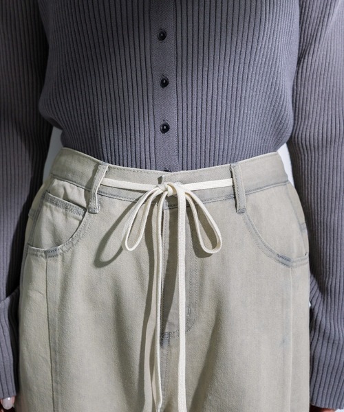 Green　Parks（グリーンパークス）の「コクーンシルエットデニムパンツ（デニムパンツ・レディース・グレイッシュベージュ/ブラック/ライトインディゴブルー・M/L）」の7枚目の写真