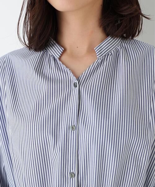 human woman(ヒューマンウーマン)の「◆【ウォッシャブル】シャンブレーオックスドロストブラウス(シャツ/ブラウス・レディース・ブルー/ダークインディゴブルー・MEDIUM)」の17枚目の写真