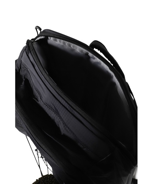 SALOMON（サロモン）の「XT 25（バックパック/リュック・メンズ・ブラック・OS）」の4枚目の写真