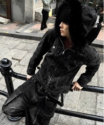 COSYHARU（コシハル）の「ダークピグメントウォッシングデニム+ブラックファーコンビジャケット（デニムジャケット）」