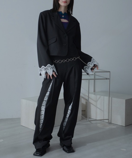 VACANCY(ヴァカンシー)の「レースレイヤードスリットワイドパンツ/SETUP(スラックス・レディース・ブルー/ブラック・SMALL/LARGE/MEDIUM)」の7枚目の写真