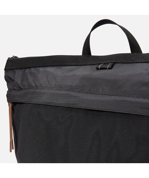 Timberland(ティンバーランド)の「シティ トラバース ライト パッカブル バックパック(バックパック/リュック・メンズ・ブラック・FREE)」の4枚目の写真