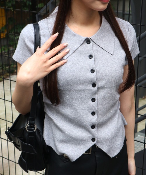 tinkerend(ティンカーエンド)の「Glitter Polo Collar Knit / ラメポロカラーニット(ポロシャツ・レディース・ブラック/アイボリー/グレー/ベージュ・FREE)」の3枚目の写真