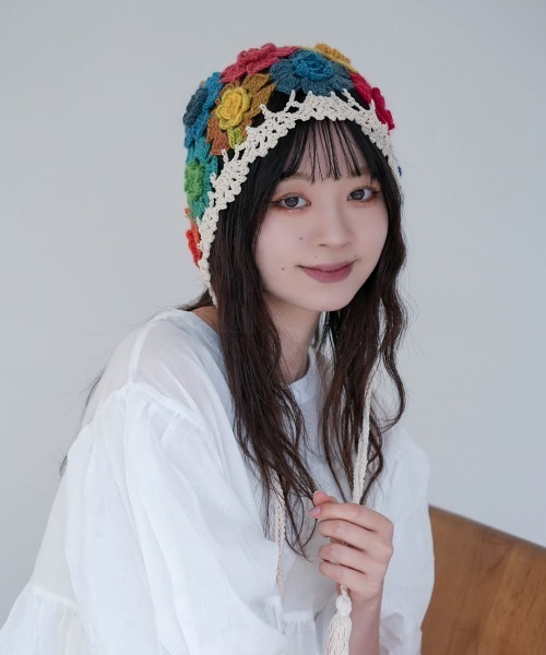 polcadot（ポルカドット）の「フラワーレース鍵あみボンネット（ニットキャップ/ビーニー・レディース・アイボリー/ブラック・FREE）」の11枚目の写真
