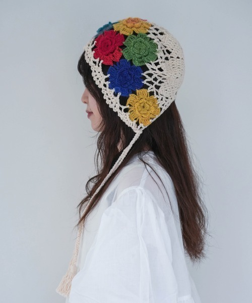 polcadot（ポルカドット）の「フラワーレース鍵あみボンネット（ニットキャップ/ビーニー・レディース・アイボリー/ブラック・FREE）」の16枚目の写真