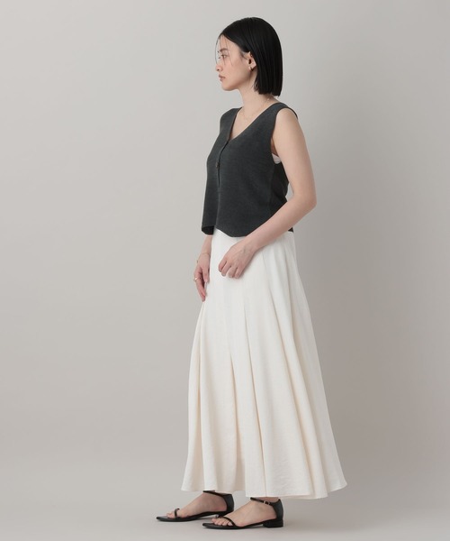 A part by（アパートバイ）の「ツヤタックフレア－スカート（スカート・レディース・ブラック/アイボリー/ベビーピンク・FREE）」の5枚目の写真