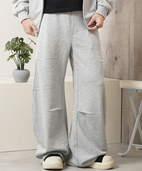 N.W.T(エヌダブルティー)の「【N.W.T】スタッズ バレルレッグ スウェットパンツ / セットアップ対応 / Studs Barrel Leg Sweatpants(スウェットパンツ・メンズ・ブラック/チャコールグレー/グレー・L/M)」の10枚目の写真