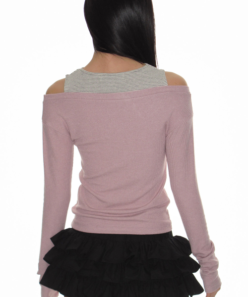 CRANK（クランク）の「ストライプレイヤードVネックニット_ピンク（Tシャツ/カットソー・レディース・その他・FREE）」の4枚目の写真