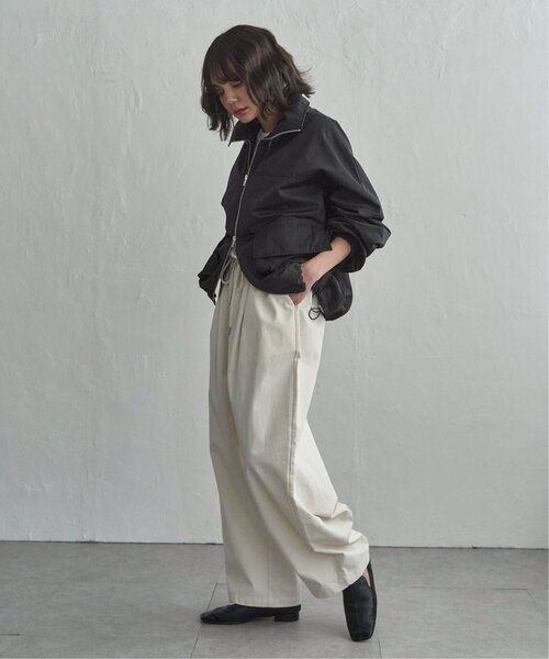 notch.（ノッチ）の「CNスタンドジップブルゾン（ブルゾン・レディース・ブラック/グレイッシュベージュ/オフホワイト・M）」の11枚目の写真