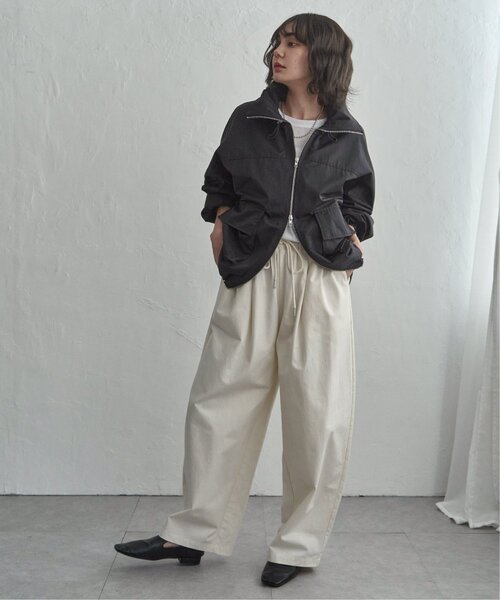 notch.（ノッチ）の「CNスタンドジップブルゾン（ブルゾン・レディース・ブラック/グレイッシュベージュ/オフホワイト・M）」の12枚目の写真