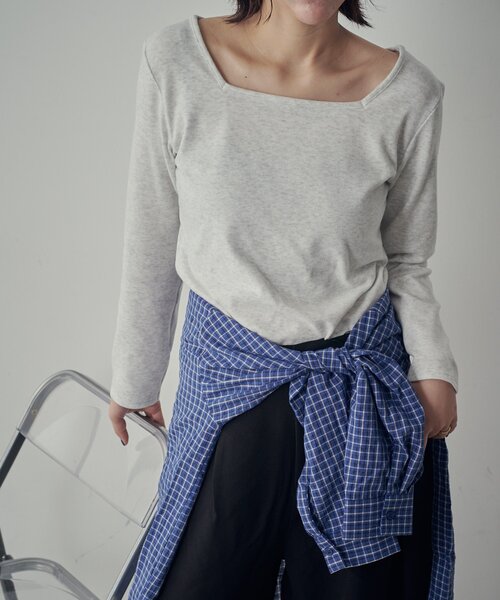 goocy（グーシー）の「【着回し抜群！】前後2WAYネックプルオーバー（Tシャツ/カットソー・レディース・ブラック/ブラック系その他/アイボリー/ライトグレー/グレー/ピンク・FREE）」の4枚目の写真