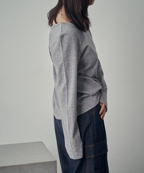 goocy（グーシー）の「【着回し抜群！】前後2WAYネックプルオーバー（Tシャツ/カットソー・レディース・ブラック/ブラック系その他/アイボリー/ライトグレー/グレー/ピンク・FREE）」の8枚目の写真