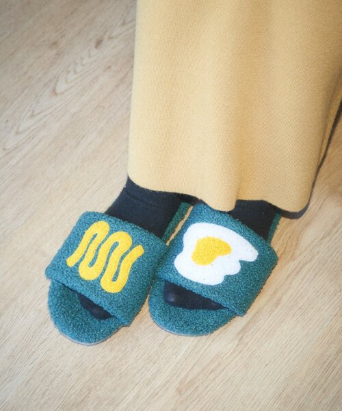 BIRTHDAY BAR（バースデイバー）の「【POTLUCK PASTA PARTY】タフティングスリッパ　2サイズ展開（ルームシューズ/スリッパ・レディース・ネイビー/グリーン・0）」の3枚目の写真