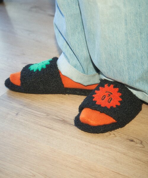 BIRTHDAY BAR（バースデイバー）の「【POTLUCK PASTA PARTY】タフティングスリッパ　2サイズ展開（ルームシューズ/スリッパ・レディース・ネイビー/グリーン・0）」の11枚目の写真