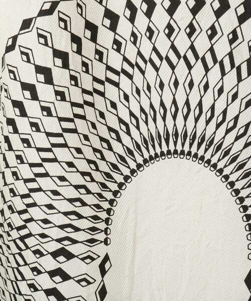 muller of yoshiokubo（ミュラーオブヨシオクボ）の「muller of yoshiokubo（ミュラーオブヨシオクボ）RADIAL PANTS（その他パンツ・レディース・ブラック・02/01）」の8枚目の写真