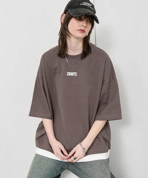 Alfred Alex（アルフレッドアレックス）の「【Alfred Alex】Layered Oversized Tour Tee / ヴィンテージライク フェイクレイヤード オーバーサイズ バンドTシャツ（Tシャツ/カットソー・メンズ・スミクロ/ネイビー/ブラウン/ワイン/ブラック/グレイッシュブルー・M/L）」の8枚目の写真