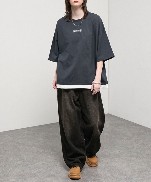 Alfred Alex（アルフレッドアレックス）の「【Alfred Alex】Layered Oversized Tour Tee / ヴィンテージライク フェイクレイヤード オーバーサイズ バンドTシャツ（Tシャツ/カットソー・メンズ・スミクロ/ネイビー/ブラウン/ワイン/ブラック/グレイッシュブルー・M/L）」の21枚目の写真