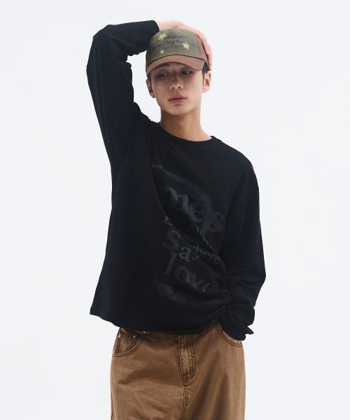 AMESWORLDWIDE(アメスワールドワイド)の「BIG TYPO LONGSLEEVE TEE BLACK(Tシャツ/カットソー・レディース・その他・SMALL/MEDIUM/LARGE)」の10枚目の写真