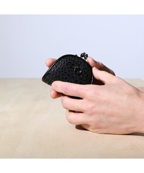 JAM HOME MADE(ジャムホームメイド)の「印伝/印傳屋 鹿革 レザー ガマコインケース レオパード/ブランド/コラボ/メンズ/人気(コインケース・メンズ・ブラック・ONE SIZE)」の4枚目の写真