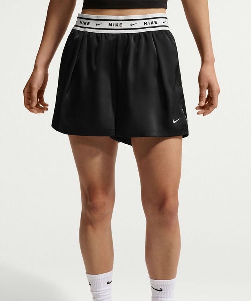 NIKE(ナイキ)の「NIKE AS WMNS NSW OFFLN WVN STN SHORT / ナイキ ウィメンズ NSW OFFLN WVN STN ショート 【SP】(その他パンツ・レディース・ブラック/パープル/ホワイト・S/M/L)」の6枚目の写真