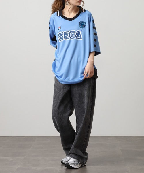 FILA HERITAGE(フィラヘリテージ)の「FILA HERITAGE SEGA Vネック スキッパ Tシャツ 半袖(Tシャツ/カットソー・メンズ・ホワイト/ブルー・XL/L/M)」の8枚目の写真