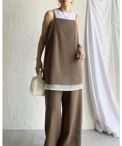She's Closet（シーズクローゼット）の「裾シアーオーガンジー レイヤード風 キャミソール オールインワン サロペット（サロペット/オーバーオール・レディース・モカ/ブラック/チャコールグレー・FREE）」の7枚目の写真
