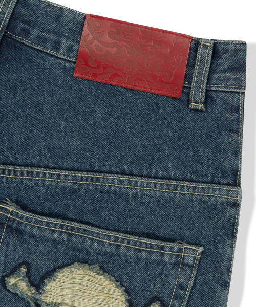 WKNDRS（ウィーキャンドース）の「[KOIN SEOUL] DAMAGED SKULL DENIM SHORTS (DENIM)（その他パンツ・レディース・その他・MEDIUM/LARGE/X-LARGE）」の11枚目の写真