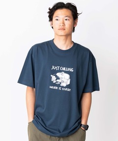 5.6oz JUST CHILLING TEE