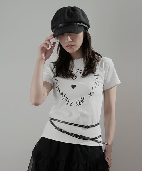 Ulysses（ユリシス）の「ハートモチーフクルーネックTシャツ（Tシャツ/カットソー・レディース・ホワイト/ネイビー・M/S）」の7枚目の写真