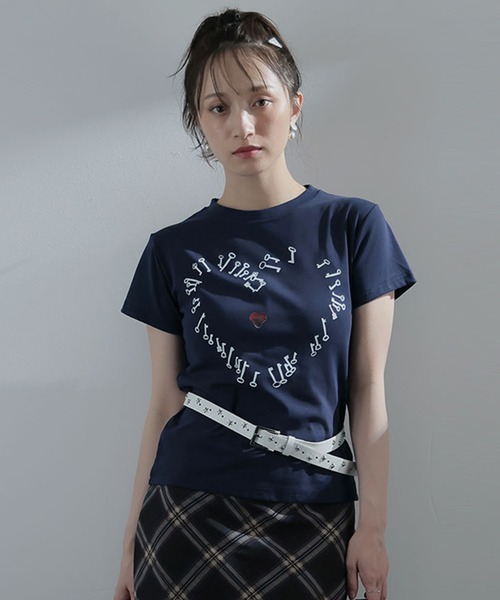 Ulysses（ユリシス）の「ハートモチーフクルーネックTシャツ（Tシャツ/カットソー・レディース・ホワイト/ネイビー・M/S）」の21枚目の写真