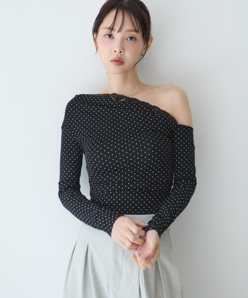 krahe(クレーエ)の「レースドッキングドット柄オフショルダートップス(Tシャツ/カットソー・レディース・ブラック/ベージュ・FREE)」の16枚目の写真