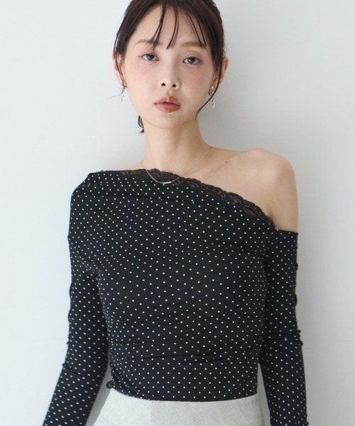 krahe(クレーエ)の「レースドッキングドット柄オフショルダートップス(Tシャツ/カットソー・レディース・ブラック/ベージュ・FREE)」の18枚目の写真