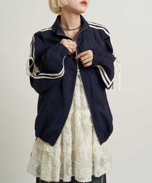 w closet(ダブルクローゼット)の「【2サイズ展開/5色展開】シアーフリルブルゾン(ブルゾン・レディース・イエロー/アイボリー/ネイビー/オフホワイト・MEDIUM/SMALL)」の21枚目の写真