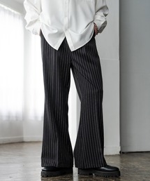 Rocky Monroe（ロッキーモンロー）の「バックシャーリングイージーフレアパンツ スラックス（スラックス）」