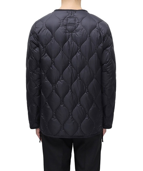 TAION（タイオン）の「TAION / タイオン：MILITARY V NECK W-ZIP DOWN JKT(SOFT SHELL)：TAION-101ALSZML-1[AST]（ダウンジャケット/コート・メンズ・ブラック・M/L）」の10枚目の写真
