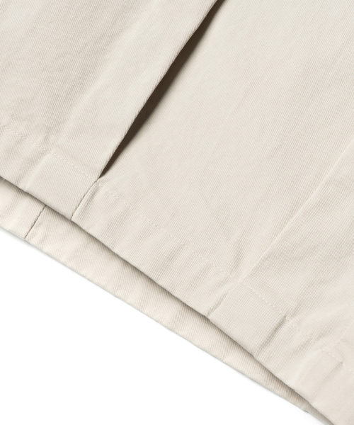 CONNECT KINLOCH（コネクトキンロック）の「ボリュームプリーツバミューダパンツ[ベージュ]（その他パンツ・メンズ・Beige・SMALL/MEDIUM/LARGE）」の6枚目の写真