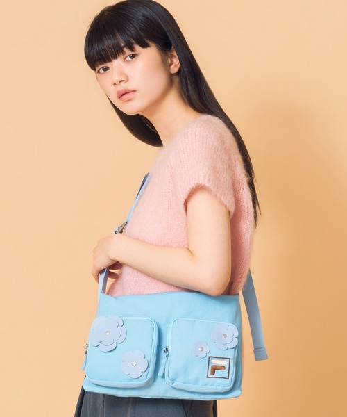 Casselini（キャセリーニ）の「Casselini(キャセリーニ)FILAフラワーショルダーバッグ（ショルダーバッグ・レディース・ブラック/ブルー/レッド・FREE）」の20枚目の写真