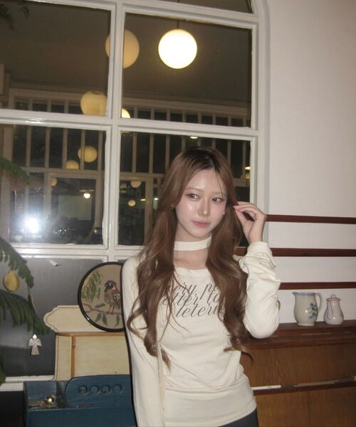 LETERIE(レテリー)の「LETTERING OFF-SHOULDER TIE LONG SLEEVE_GREY(Tシャツ/カットソー・レディース・ライトグレー・FREE)」の11枚目の写真