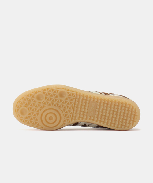 adidas Originals（アディダスオリジナルス）の「adidas Originals SAMBA OG W KI6669（スニーカー・レディース・ベージュ・23.5cm/24cm/24.5cm/25cm/23cm）」の4枚目の写真