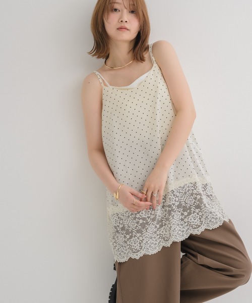 RETRO GIRL(レトロガール)の「裾レースチュニックキャミワンピース(ワンピース・レディース・ホワイト系その他/オフホワイト/ブラック・FREE)」の2枚目の写真