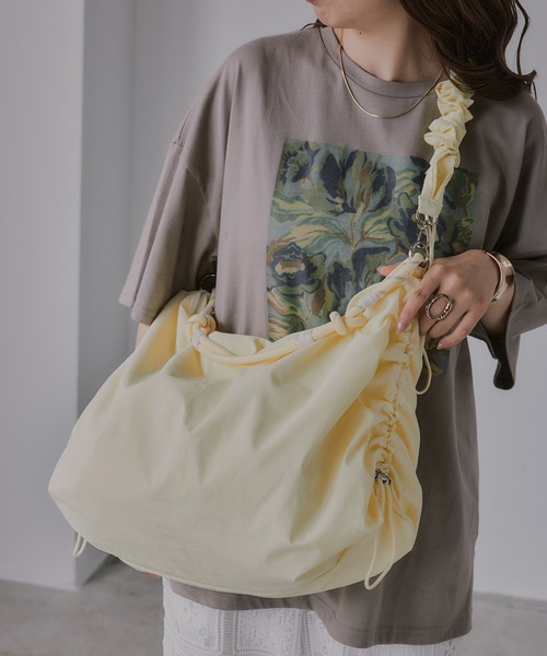 210nouve（トゥージュヌーブ）の「コード ストラップ カラー ショルダーバッグ（ショルダーバッグ・レディース・イエロー/ピンク/ブラック/グレー・FREE）」の8枚目の写真