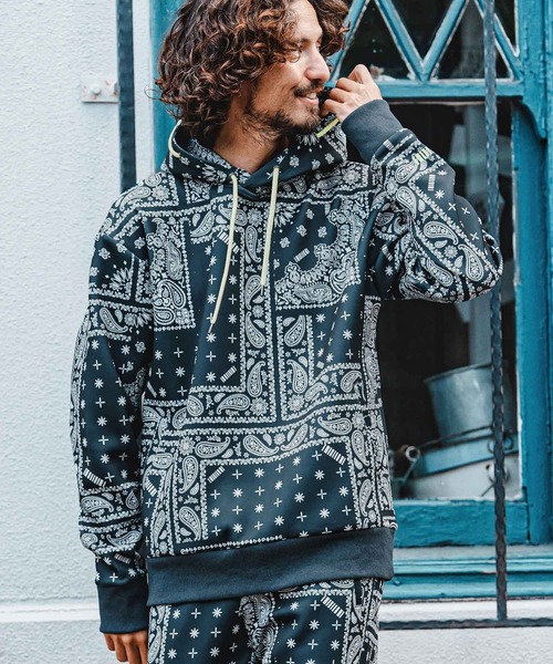 felkod(フィルコッド)の「mpa4150- Bandana Print Scuba Hoodie パーカー(F26A020)(パーカー・メンズ・ホワイト×ブラック/ブラック×ホワイト/ネイビー×ホワイト・S/M/L)」の10枚目の写真