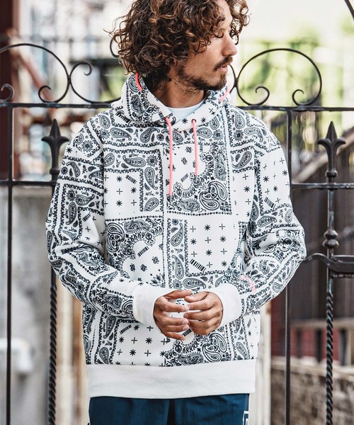 felkod(フィルコッド)の「mpa4150- Bandana Print Scuba Hoodie パーカー(F26A020)(パーカー・メンズ・ホワイト×ブラック/ブラック×ホワイト/ネイビー×ホワイト・S/M/L)」の13枚目の写真