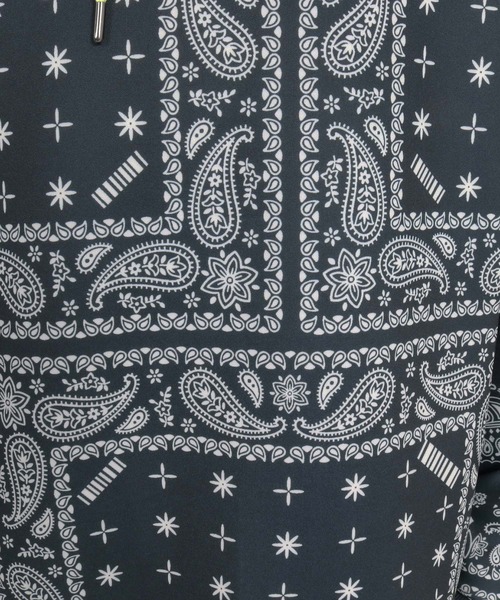 felkod(フィルコッド)の「mpa4150- Bandana Print Scuba Hoodie パーカー(F26A020)(パーカー・メンズ・ホワイト×ブラック/ブラック×ホワイト/ネイビー×ホワイト・S/M/L)」の20枚目の写真
