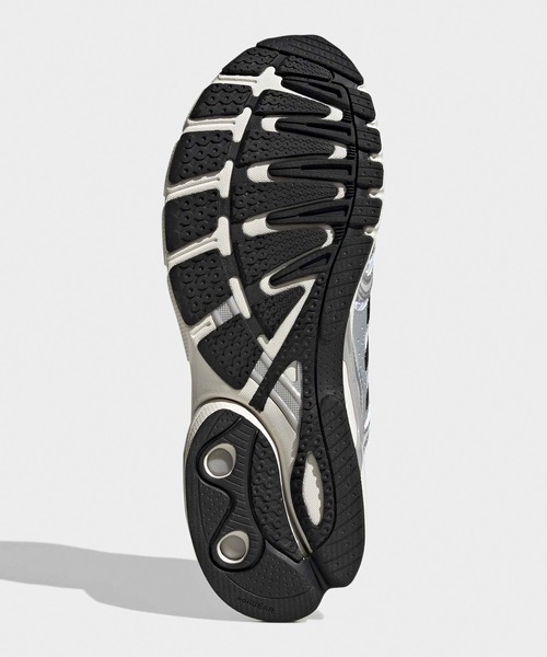 adidas（アディダス）の「adidas/アディダス ADISTAR CONTROL 5 アディスター コントロール 5 レギュラーフィット スニーカー メンズ レディース ユニセックス秋 秋服 2026年秋冬（スニーカー・メンズ・ホワイト/ブラック/グレー・23/24/25/27/28/26.5/27.5/24.5/23.5）」の7枚目の写真