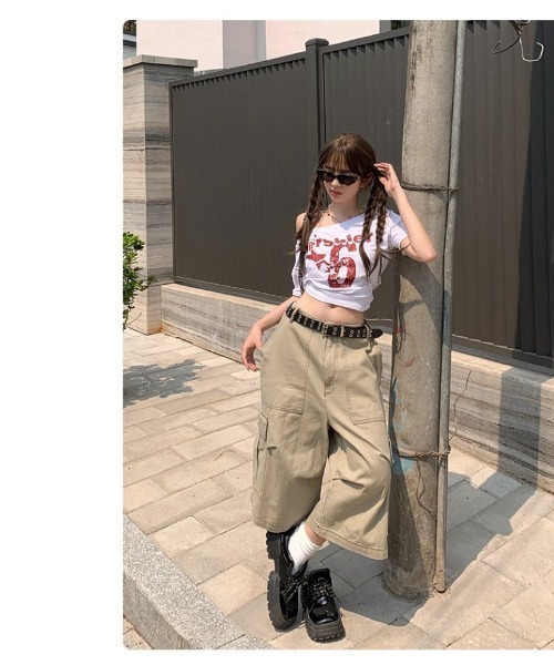 Ritzy(リッツィー)の「カーゴハーフパンツ ルーズ 7 分丈デザイン(カーゴパンツ・レディース・カーキ・M)」の7枚目の写真