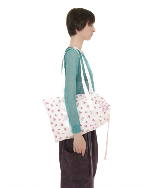 PARTIMENTO WOMEN(パルティメントウィメン)の「コットンダッフルバッグ_フローラル(エコバッグ/サブバッグ・レディース・その他・OS)」の2枚目の写真