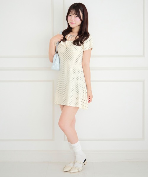 ALLuRing ChaRm(アリュリングチャーム)の「【カップ付き】Round Neck Ribbon Dot Mini Dress / ラウンドネックリボンドットミニワンピース(ワンピース・レディース・ホワイト/ブラック/ネイビー・FREE)」の11枚目の写真