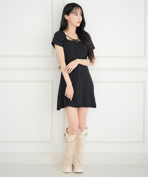 ALLuRing ChaRm(アリュリングチャーム)の「【カップ付き】Round Neck Ribbon Dot Mini Dress / ラウンドネックリボンドットミニワンピース(ワンピース・レディース・ホワイト/ブラック/ネイビー・FREE)」の22枚目の写真